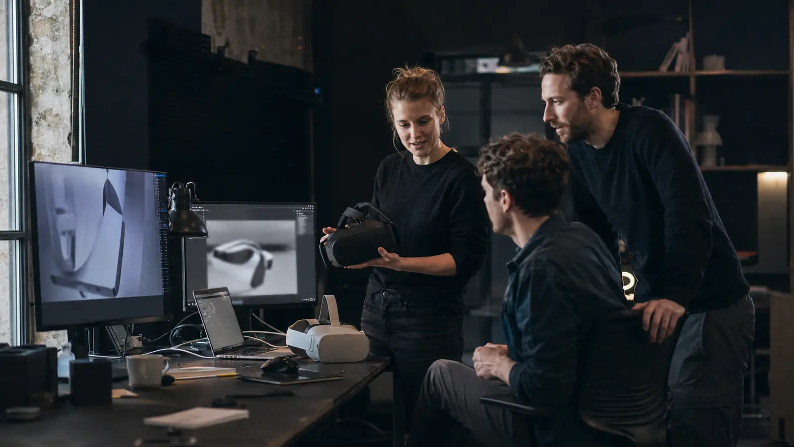 Gemeinsames Erproben und Besprechen digitaler Technik